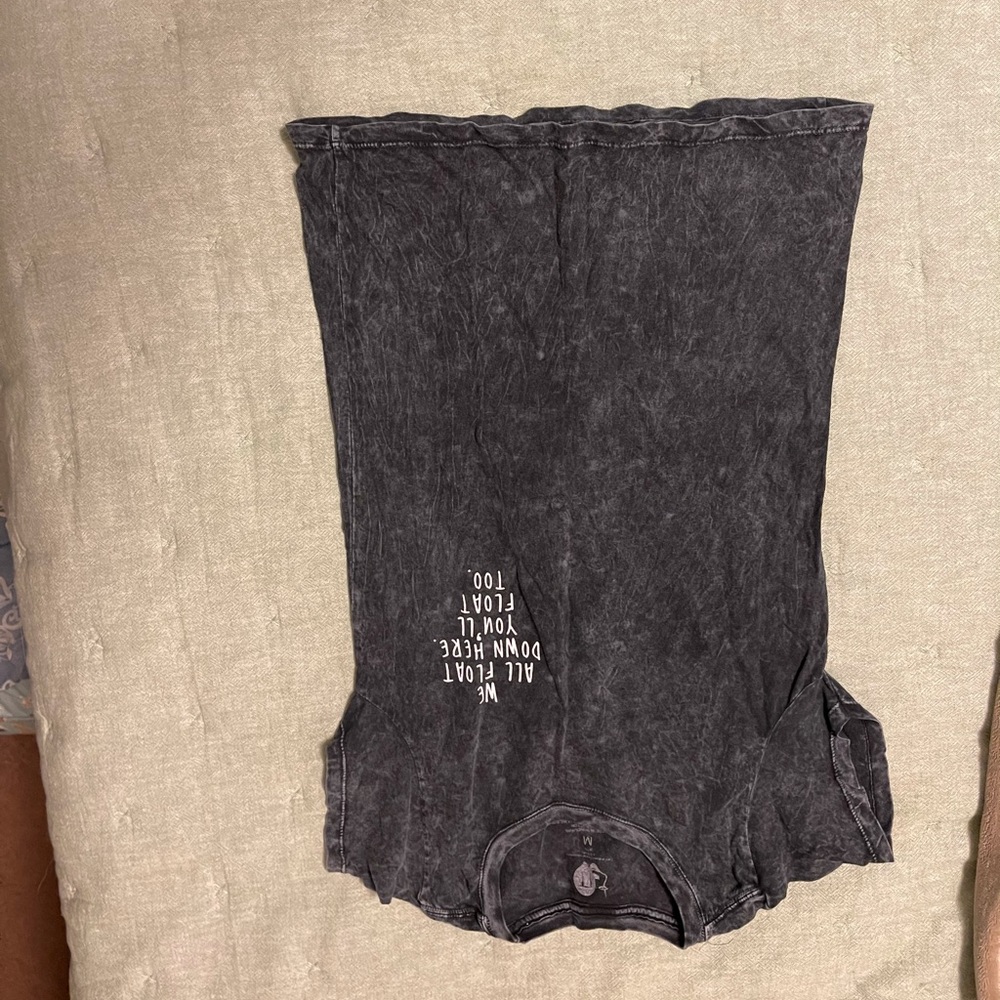 T- Shirt, The movie, It. Size Medium.